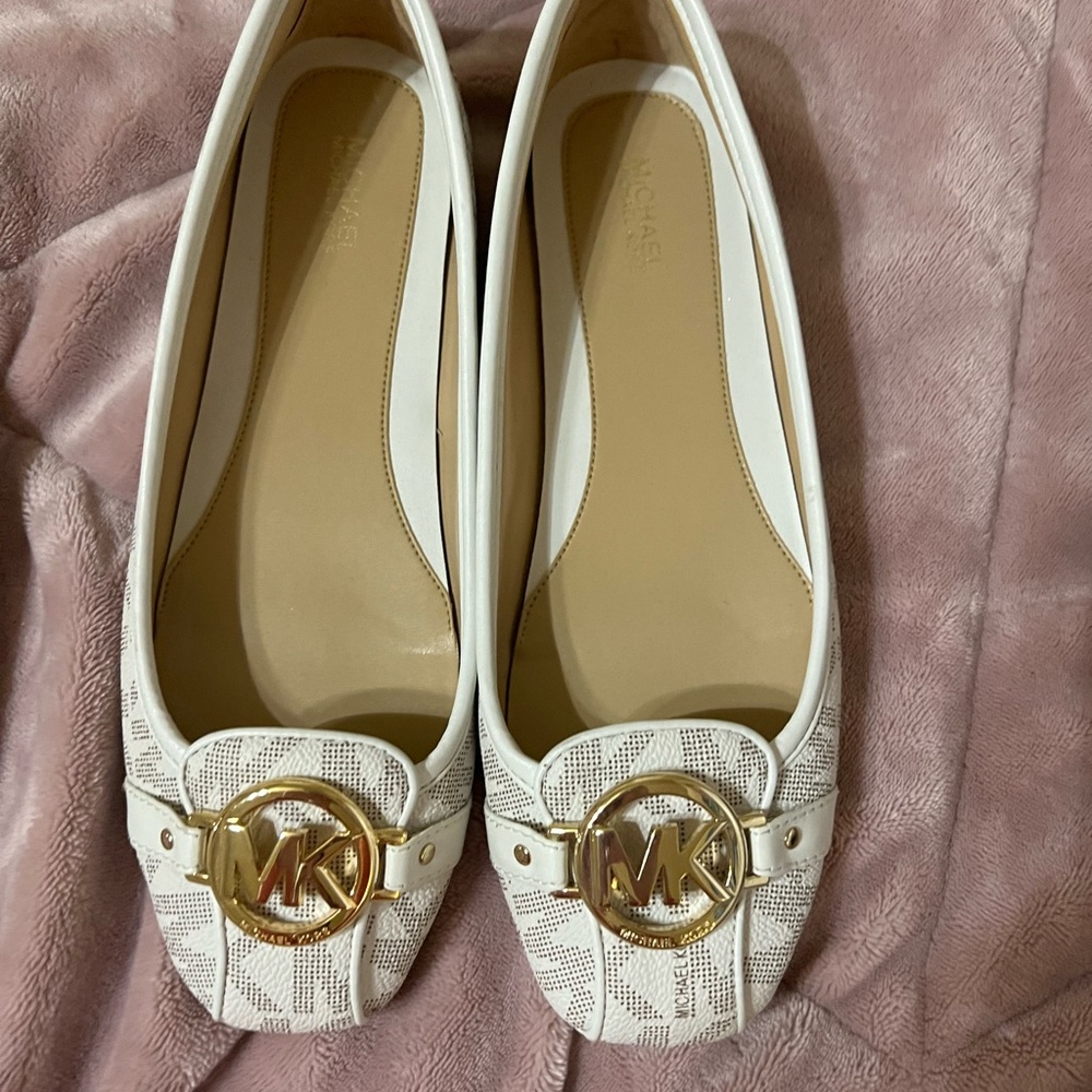 michael kors flats